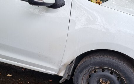Renault Logan II, 2016 год, 310 000 рублей, 3 фотография