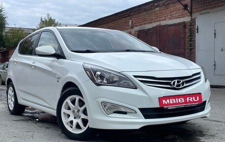 Hyundai Solaris II рестайлинг, 2015 год, 1 500 000 рублей, 3 фотография