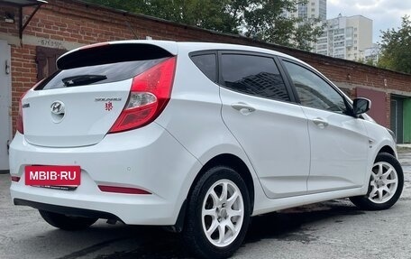 Hyundai Solaris II рестайлинг, 2015 год, 1 500 000 рублей, 9 фотография