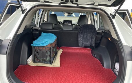 Toyota RAV4, 2021 год, 3 550 000 рублей, 18 фотография