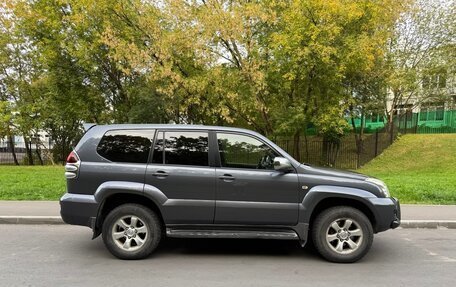 Toyota Land Cruiser Prado 120 рестайлинг, 2006 год, 1 600 000 рублей, 4 фотография
