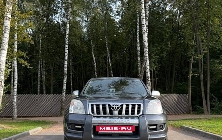 Toyota Land Cruiser Prado 120 рестайлинг, 2006 год, 1 600 000 рублей, 2 фотография