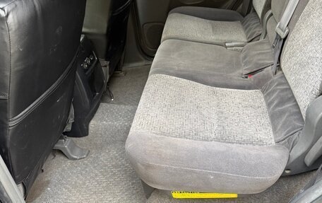 Toyota Land Cruiser Prado 120 рестайлинг, 2006 год, 1 600 000 рублей, 11 фотография