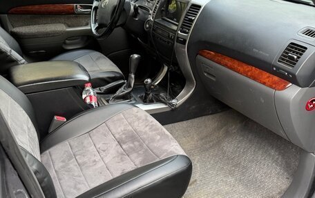 Toyota Land Cruiser Prado 120 рестайлинг, 2006 год, 1 600 000 рублей, 13 фотография