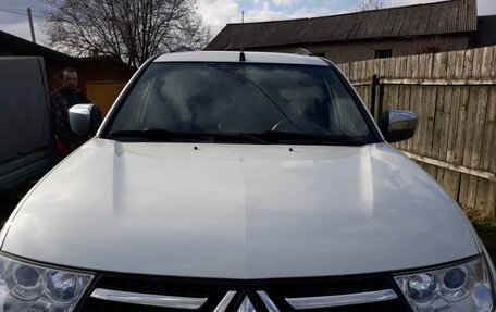 Mitsubishi Pajero Sport II рестайлинг, 2015 год, 2 500 000 рублей, 8 фотография
