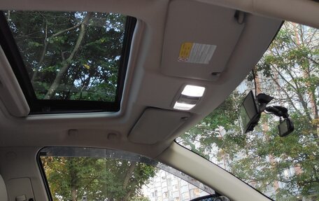 Mitsubishi Outlander III рестайлинг 3, 2010 год, 1 700 000 рублей, 6 фотография