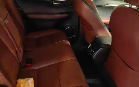 Lexus NX I, 2017 год, 3 200 000 рублей, 22 фотография