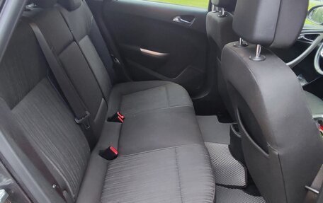 Opel Astra J, 2011 год, 680 000 рублей, 7 фотография