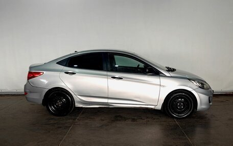 Hyundai Solaris II рестайлинг, 2011 год, 665 000 рублей, 8 фотография