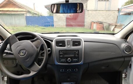 Renault Logan II, 2016 год, 770 000 рублей, 11 фотография