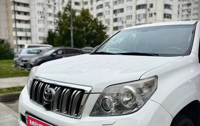 Toyota Land Cruiser Prado 150 рестайлинг 2, 2011 год, 3 100 000 рублей, 1 фотография