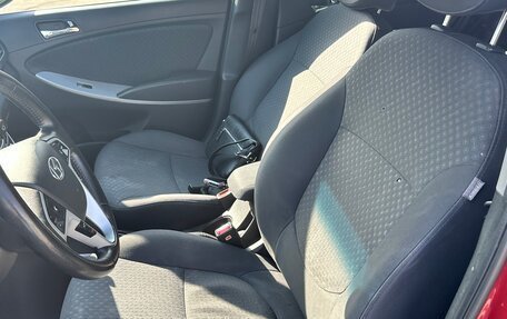 Hyundai Solaris II рестайлинг, 2013 год, 630 000 рублей, 6 фотография