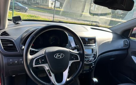 Hyundai Solaris II рестайлинг, 2013 год, 630 000 рублей, 7 фотография