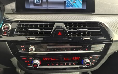 BMW 5 серия, 2018 год, 3 390 000 рублей, 28 фотография