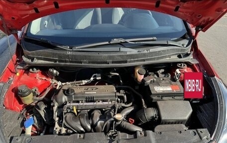 Hyundai Solaris II рестайлинг, 2011 год, 780 000 рублей, 15 фотография