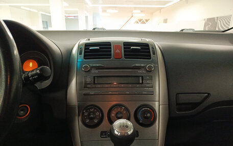 Toyota Auris II, 2008 год, 684 000 рублей, 18 фотография