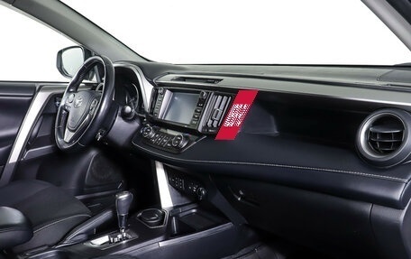 Toyota RAV4, 2018 год, 2 049 000 рублей, 10 фотография