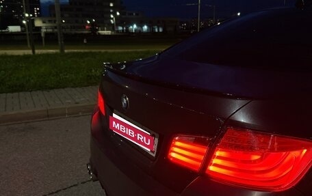 BMW 5 серия, 2010 год, 1 750 000 рублей, 3 фотография