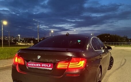 BMW 5 серия, 2010 год, 1 750 000 рублей, 2 фотография