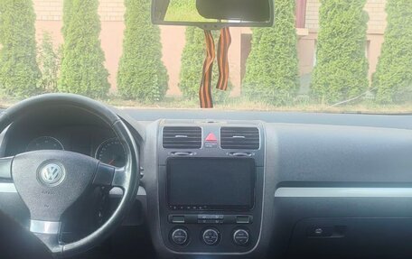 Volkswagen Golf V, 2008 год, 550 000 рублей, 2 фотография