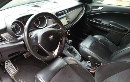 Alfa Romeo Giulietta, 2014 год, 1 450 000 рублей, 7 фотография