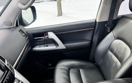 Toyota Land Cruiser 200, 2013 год, 4 200 000 рублей, 6 фотография