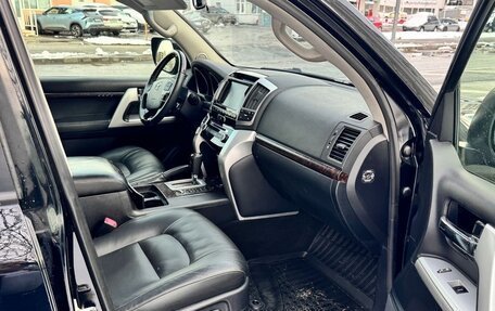 Toyota Land Cruiser 200, 2013 год, 4 200 000 рублей, 8 фотография