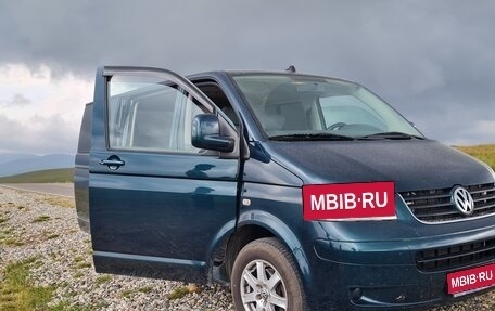 Volkswagen Caravelle T5, 2009 год, 1 800 000 рублей, 1 фотография