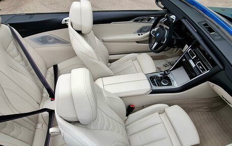 BMW 8 серия, 2018 год, 8 950 000 рублей, 28 фотография