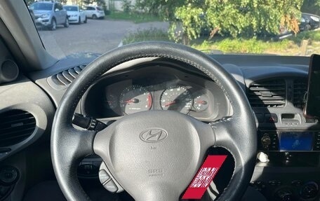 Hyundai Santa Fe III рестайлинг, 2002 год, 375 000 рублей, 9 фотография