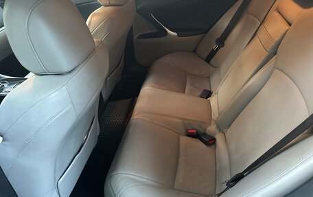 Lexus IS II рестайлинг 2, 2011 год, 1 900 000 рублей, 15 фотография