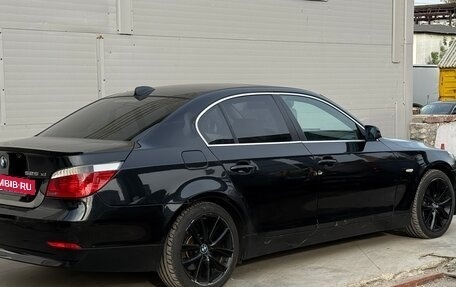 BMW 5 серия, 2006 год, 950 000 рублей, 3 фотография
