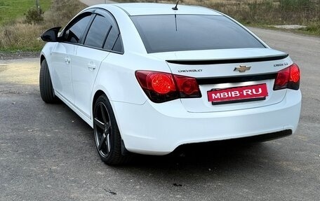 Chevrolet Cruze II, 2012 год, 950 000 рублей, 3 фотография