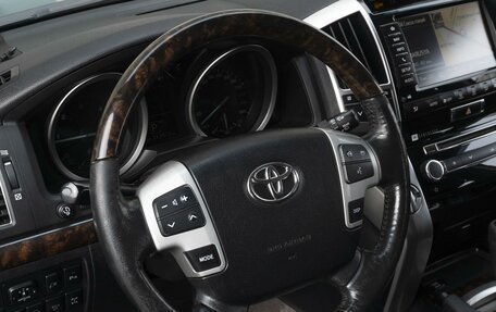 Toyota Land Cruiser 200, 2015 год, 5 099 000 рублей, 12 фотография