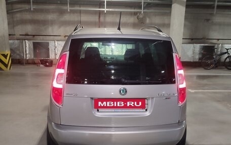 Skoda Roomster, 2011 год, 550 000 рублей, 2 фотография