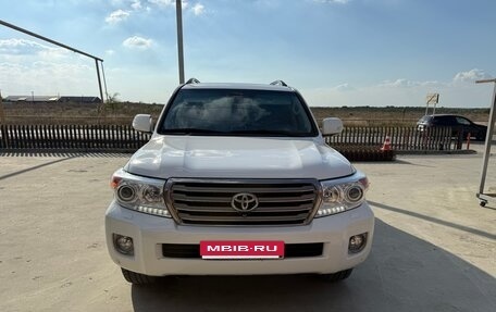 Toyota Land Cruiser 200, 2014 год, 4 600 000 рублей, 2 фотография