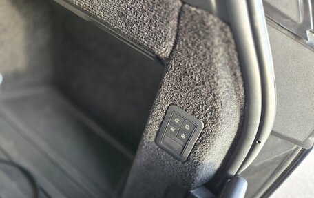 Land Rover Range Rover IV рестайлинг, 2015 год, 3 888 888 рублей, 15 фотография