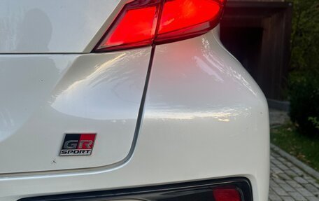 Toyota C-HR I рестайлинг, 2021 год, 2 999 999 рублей, 11 фотография