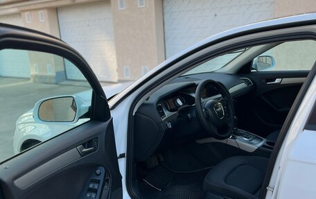 Audi A4, 2010 год, 1 280 000 рублей, 8 фотография