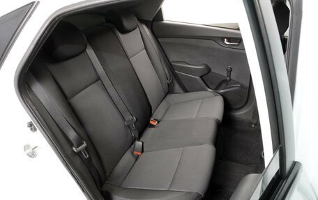 Hyundai Solaris II рестайлинг, 2017 год, 949 000 рублей, 7 фотография