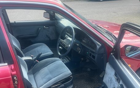 Mazda Capella, 1989 год, 85 000 рублей, 7 фотография