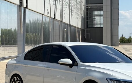 Volkswagen Passat B8 рестайлинг, 2016 год, 2 200 000 рублей, 14 фотография