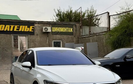 Volkswagen Passat B8 рестайлинг, 2016 год, 2 200 000 рублей, 23 фотография