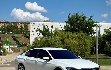 Volkswagen Passat B8 рестайлинг, 2016 год, 2 200 000 рублей, 16 фотография