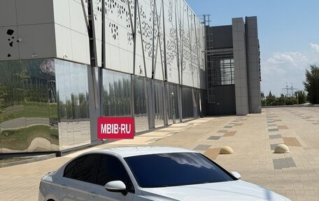 Volkswagen Passat B8 рестайлинг, 2016 год, 2 200 000 рублей, 13 фотография