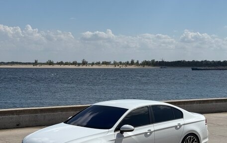 Volkswagen Passat B8 рестайлинг, 2016 год, 2 200 000 рублей, 19 фотография