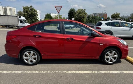 Hyundai Solaris II рестайлинг, 2012 год, 865 000 рублей, 3 фотография