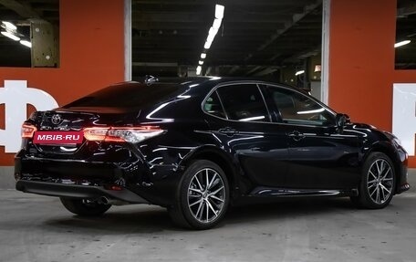 Toyota Camry, 2021 год, 3 698 000 рублей, 5 фотография