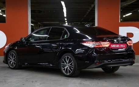Toyota Camry, 2021 год, 3 698 000 рублей, 7 фотография
