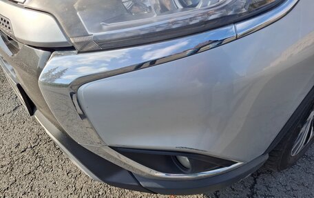 Mitsubishi Outlander III рестайлинг 3, 2019 год, 1 650 000 рублей, 7 фотография